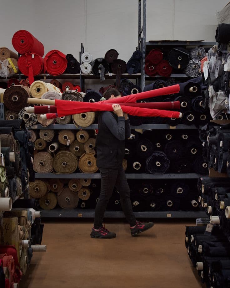 Al Mohands Textile distribution network — premium fabric supply chain